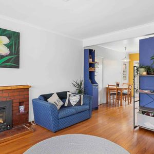 3 Bedroom Petone - Photo 2