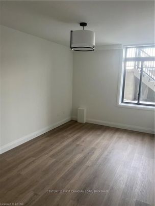 For Lease - 3900 SAVOY Street Unit# 161, London South, Ontario - Photo 1