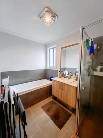 34B Second Street, Clayton VIC 3168 - Townhouse For Rent | Domain - Photo 2