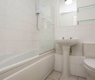 1 bedroom apartment to rent Woodhouse Close, Cirencester, GL7 - Photo 2