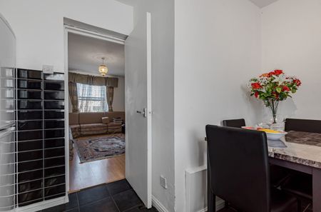 Fulham Road, London - Photo 5