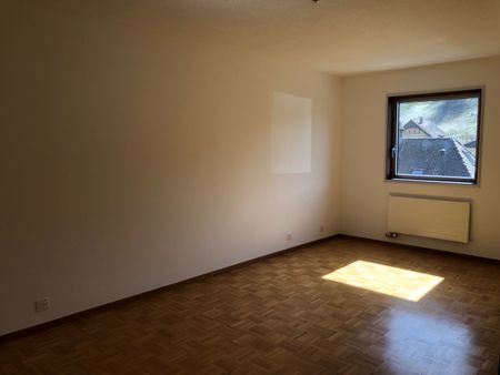 Appartement de 4 pièces centre ville et ascenseur 1 LOYER NET OFFERT ! - Photo 2
