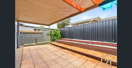 Newly Renovated 3 Bedroom Home, In The Heart Of Smithfield! - Photo 4