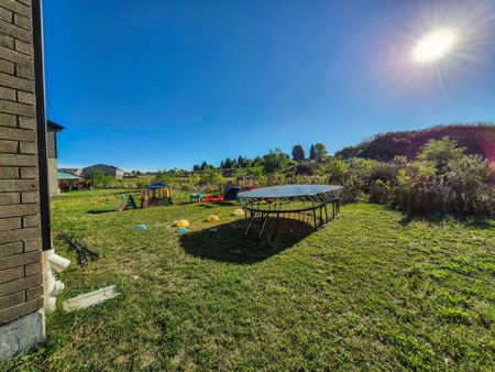 For Lease - 153 Otterbein Road, Kitchener, Ontario - Photo 3