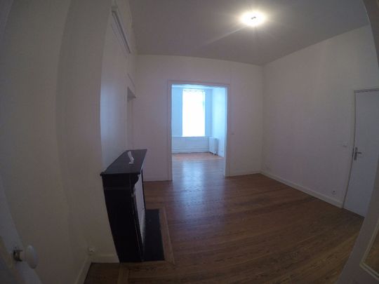 Location Appartement 1 pièce 53m² LILLE 59000 - Photo 1