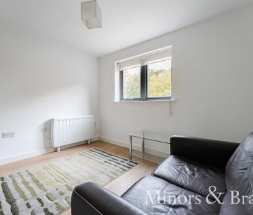 1 bedroom apartment to rent - Photo 2