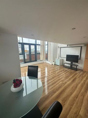 2 bedroom apartment to rent - Photo 3