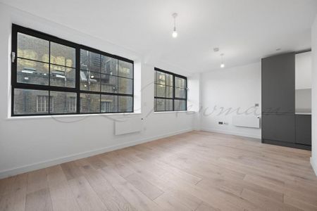 Studio to rent - Photo 2