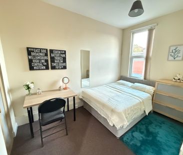 Premium Double Rooms (all bills inc) - Photo 1