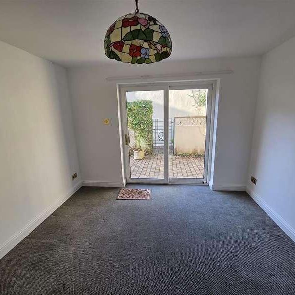 Truro, TR1 - Photo 1