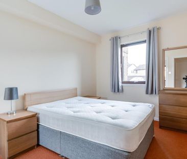2 bedroom ground floor flat to rent - Photo 6