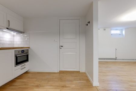 Hagagatan 10 | 1 RoK | 28m² - Photo 4