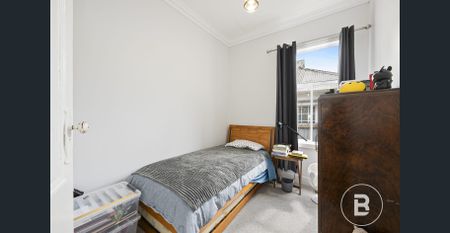 SPECTACULAR CALIFORNIAN BUNGALOW - Photo 2