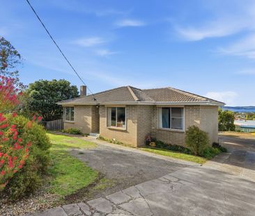 Family Home - Photo 6