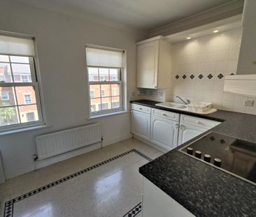 2 bedroom apartment to rent - Photo 4