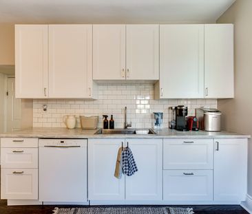 For Lease - 187 Oak Avenue, Hamilton, Ontario - Photo 4