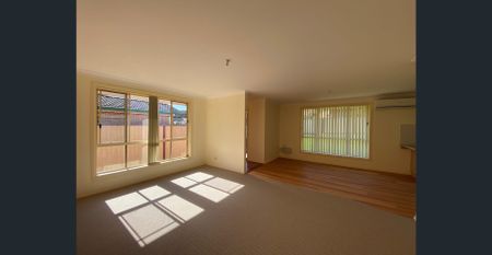 VILLA IN DESIRABLE LOCATION - Photo 3