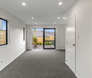 Easy Care, Brand New Townhouse - Photo 5