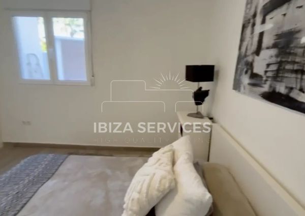 Charming 3-Bedroom Townhouse with Private Pool in Cala de Bou – Available for Yearly Rental