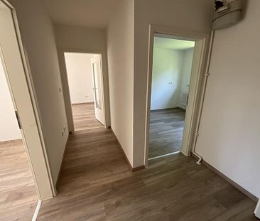 Geräumige 3-Zimmer Dachgeschoss Wohnung in Wilhelmshaven City - Photo 4