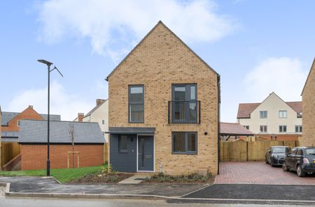 3 bedroom detached house to rent - Photo 2