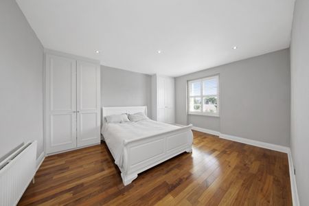 3 Bed Flat, Camden Road, N7 - Photo 5