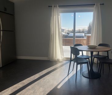 For Lease - 39 McGibbon Boulevard Unit# Main Floor, Kawartha Lakes,... - Photo 5