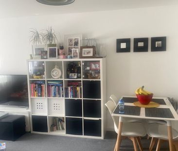 1 Bed Flat, Dudley Street, LU2 - Photo 2