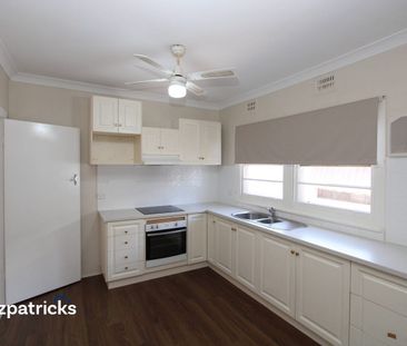 414 Lake Albert Road, Kooringal, NSW 2650 - Photo 6