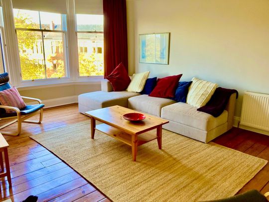 2 Bed Flat, Marlborough Avenue, G11 - Photo 1