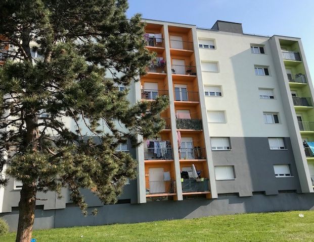 T4 AVEC ASCENSEUR ET BALCON WITTELSHEIM QUARTIER THUR - Photo 1