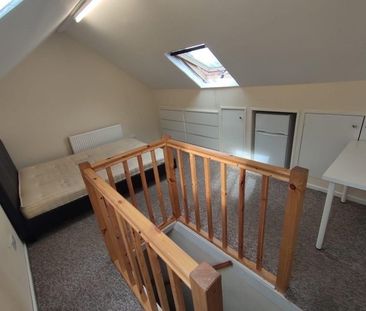 Room in a Shared House, Chalgrove Road, N17 - Photo 4