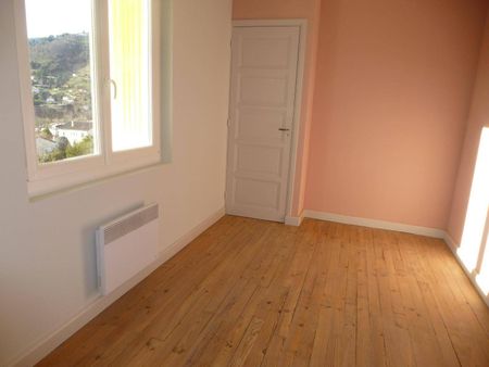 Location appartement 4 pièces 78.33 m² à Vals-les-Bains (07600) - Photo 4