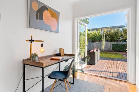 Character, Comfort and Lifestyle in Prime Glen Iris Location - Photo 2