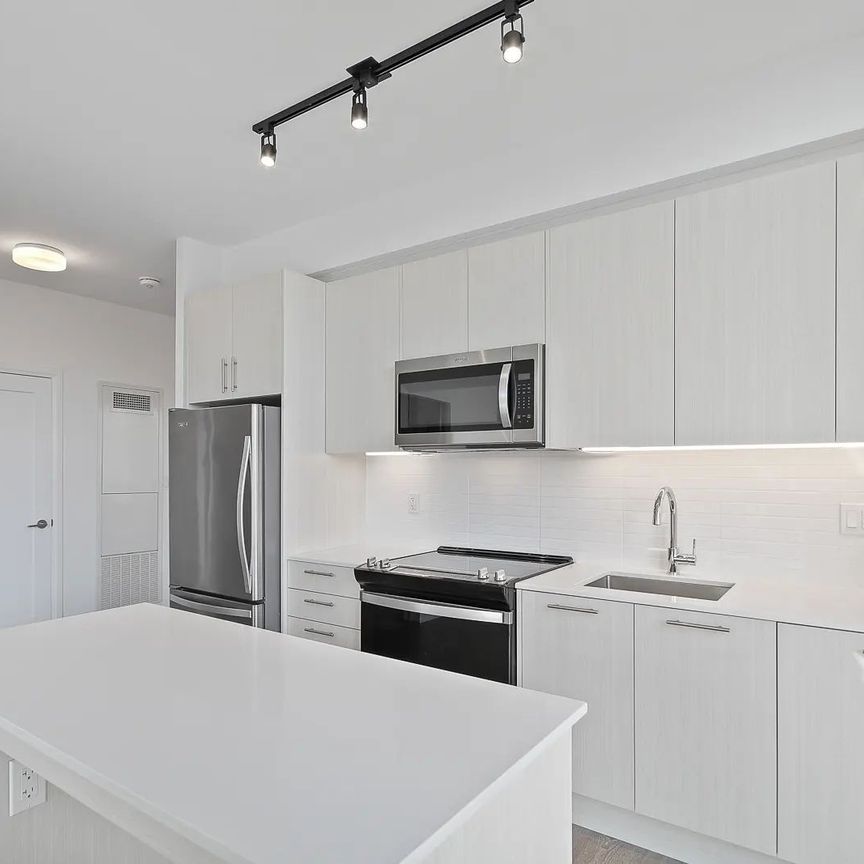 For Lease - 286 Main Street Unit# 303, Toronto, Ontario - Photo 1