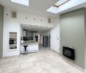3 bedroom terraced house to rent - Photo 3
