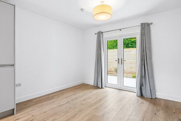 3 Heathfield, Monkstown, Co. Dublin., Co. Cork - Photo 1