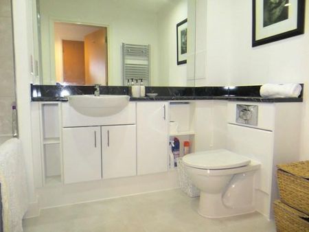 1 bedroom flat to rent - Photo 3