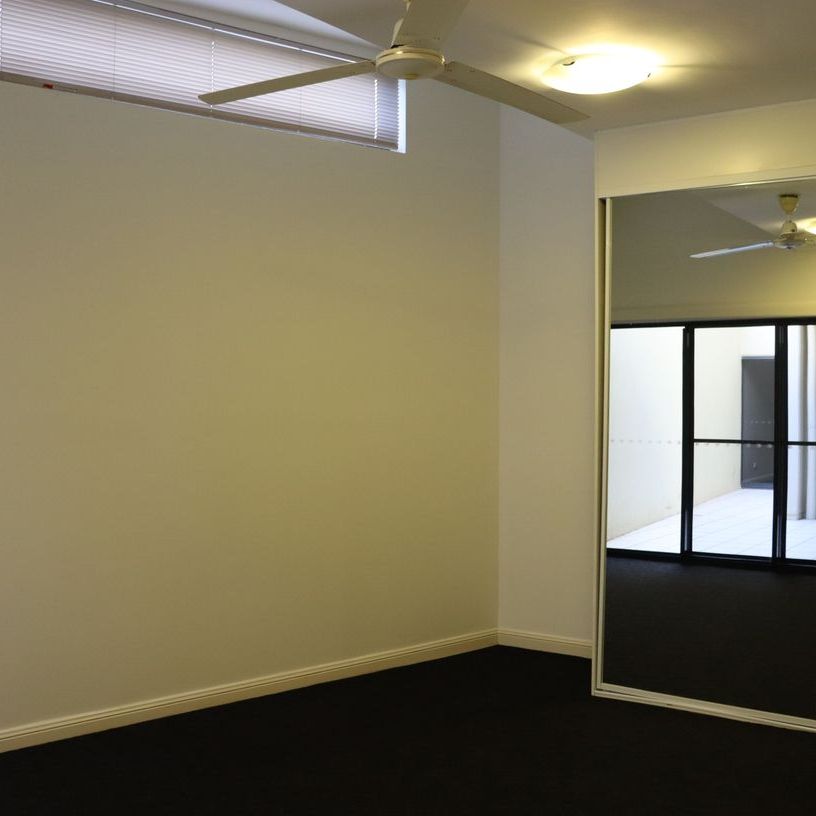EXECUTIVE GROUND FLOOR RESORT STYLE RESIDENCE - IN THE PRESTIGIOUS HASTINGS OVER MINDIL - Photo 1