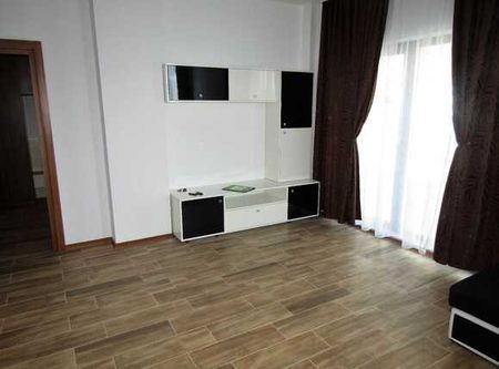 Apartament 2 camere, 53 mp, parcare subterana, terasa 90 mp, zona Iulius Mall - Photo 4