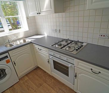 2 bedroom terraced house to rent - Photo 5