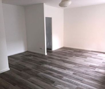 Praktische Aufteilung, Balkon, Küche - Nahe U 7 - Photo 1