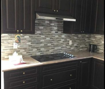 For Lease - 3052 Max Khan Boulevard, Oakville, Ontario - Photo 1