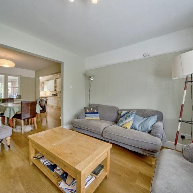 4 bedroom house to rent - Photo 1