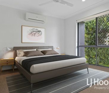 Low Maintenance Family Home With 2 Living Areas! - Photo 4