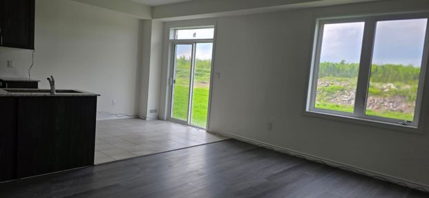 For Lease - 34 Hillcroft Way, Kawartha Lakes, Ontario - Photo 1