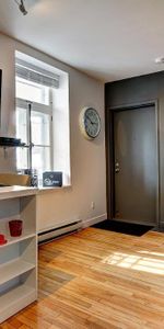 Studio fonctionnel en plein ♥ du Vieux-Québec - Photo 3