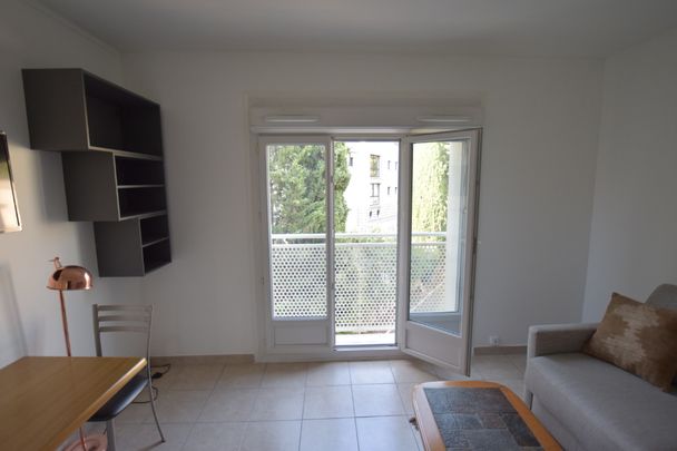 Location Appartement 1 pièce 18m² - Photo 1