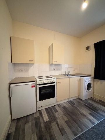 2, 5, Camden Street, Belfast, BT9 6AT - Photo 4