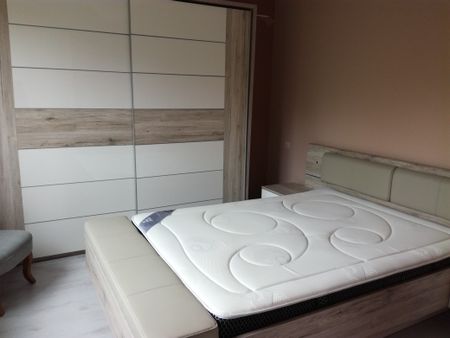 Location Appartement 2 pièces 53m² VALENCIENNES 59300 - Photo 5